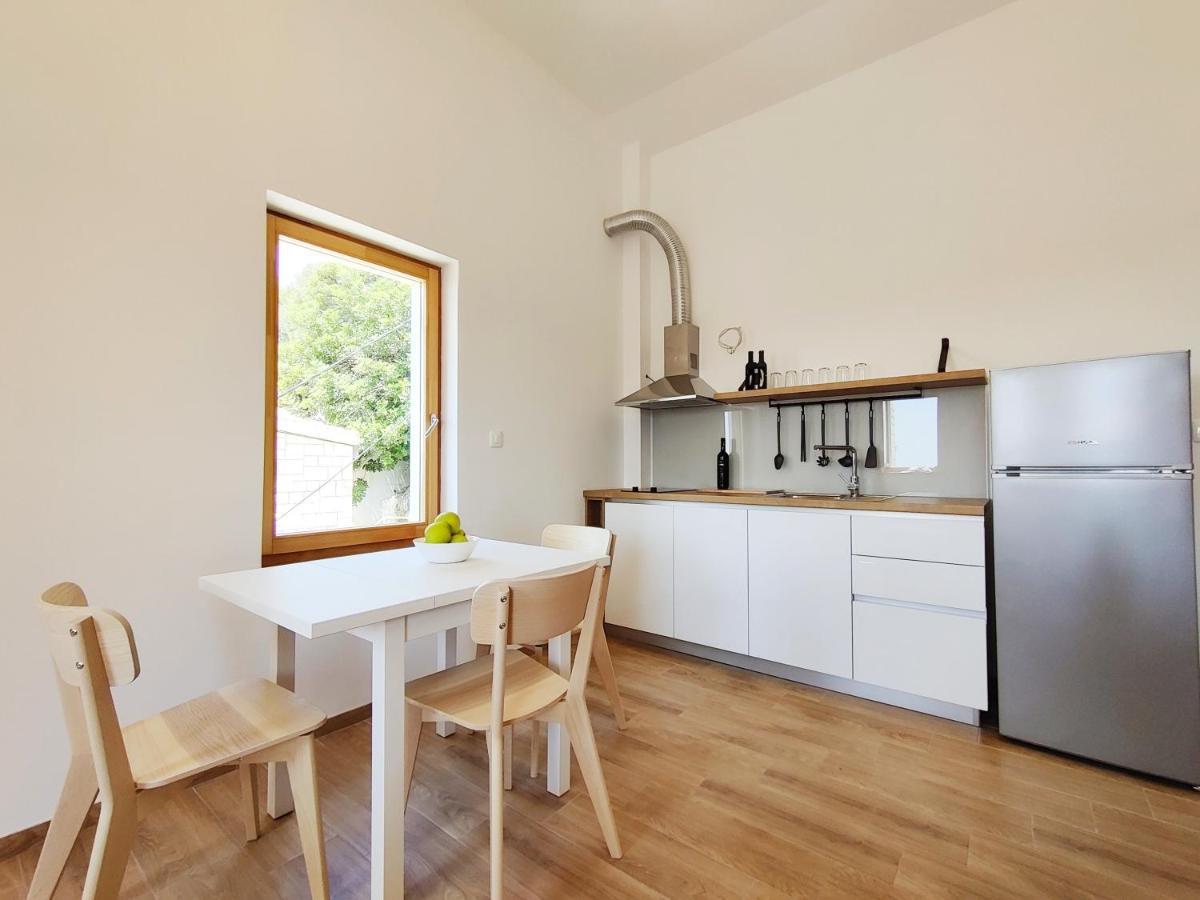 Brand New Apt W Balcony & Perfect Seaview At Center Hvar Town Bagian luar foto