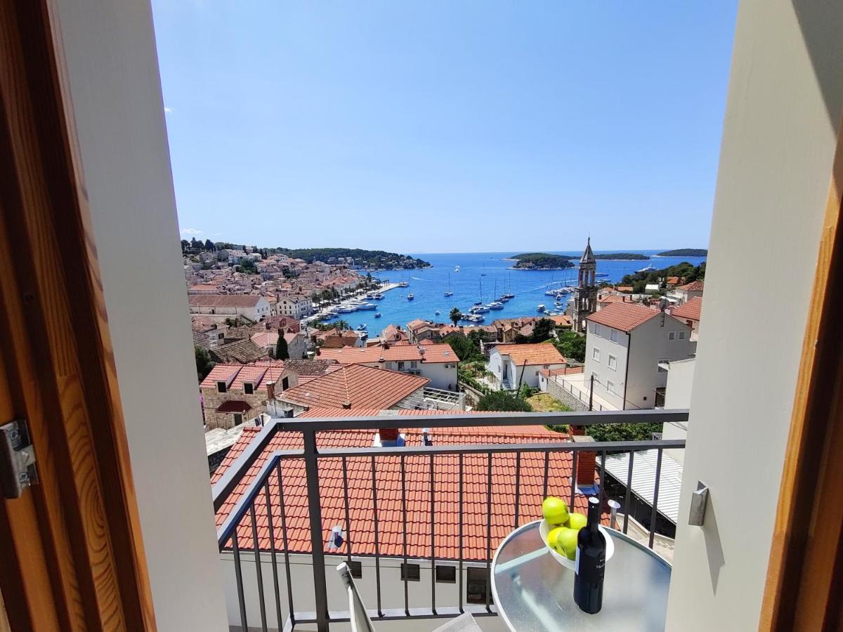 Brand New Apt W Balcony & Perfect Seaview At Center Hvar Town Bagian luar foto