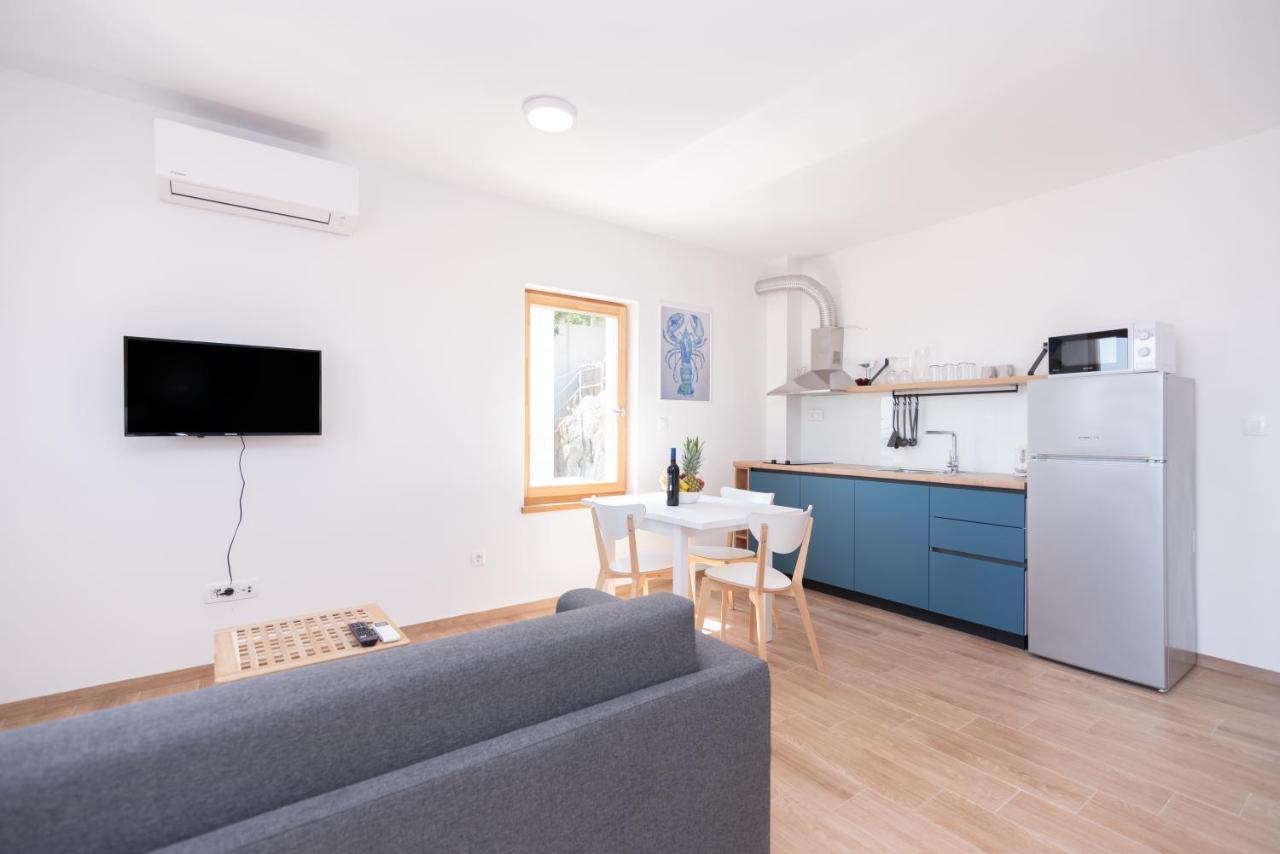 Brand New Apt W Balcony & Perfect Seaview At Center Hvar Town Bagian luar foto