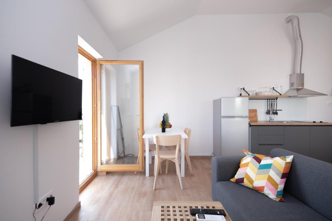 Brand New Apt W Balcony & Perfect Seaview At Center Hvar Town Bagian luar foto