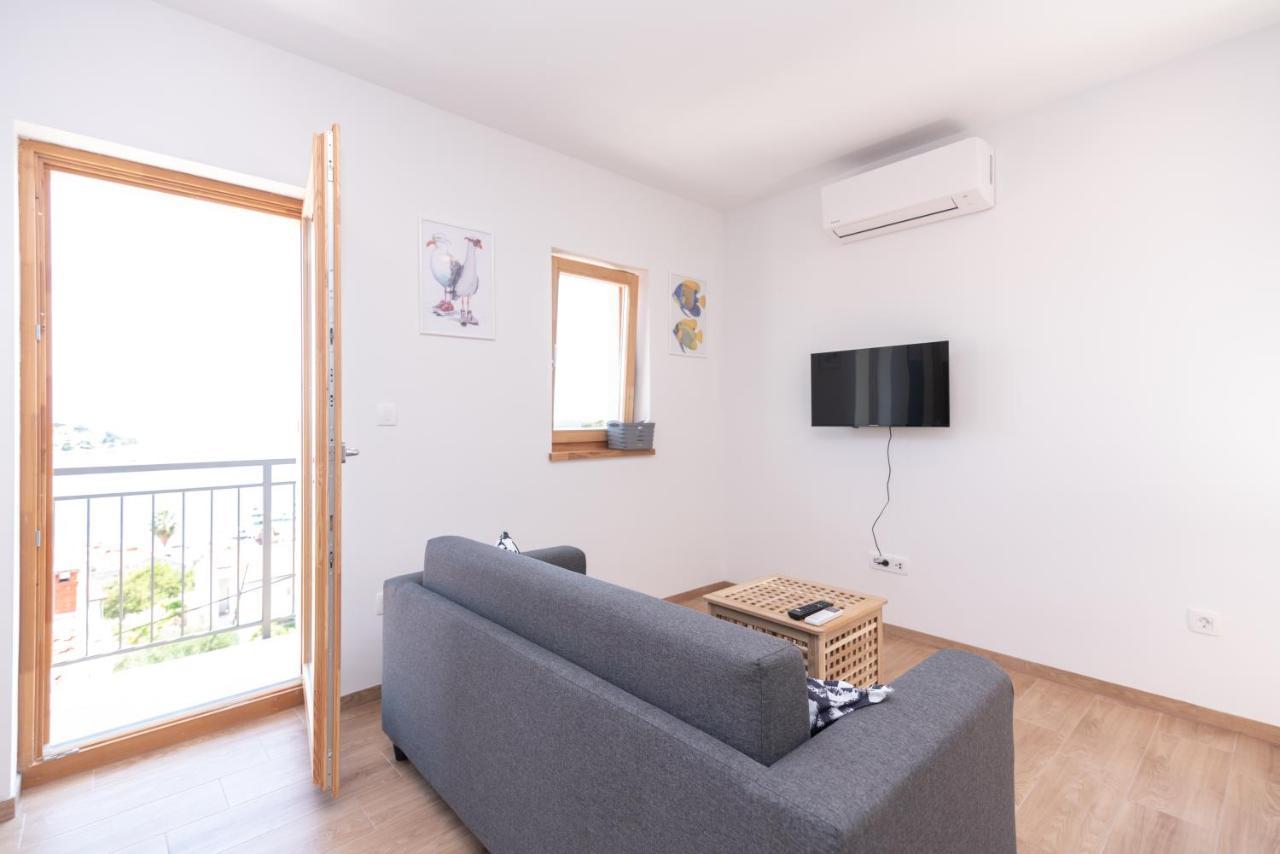 Brand New Apt W Balcony & Perfect Seaview At Center Hvar Town Bagian luar foto