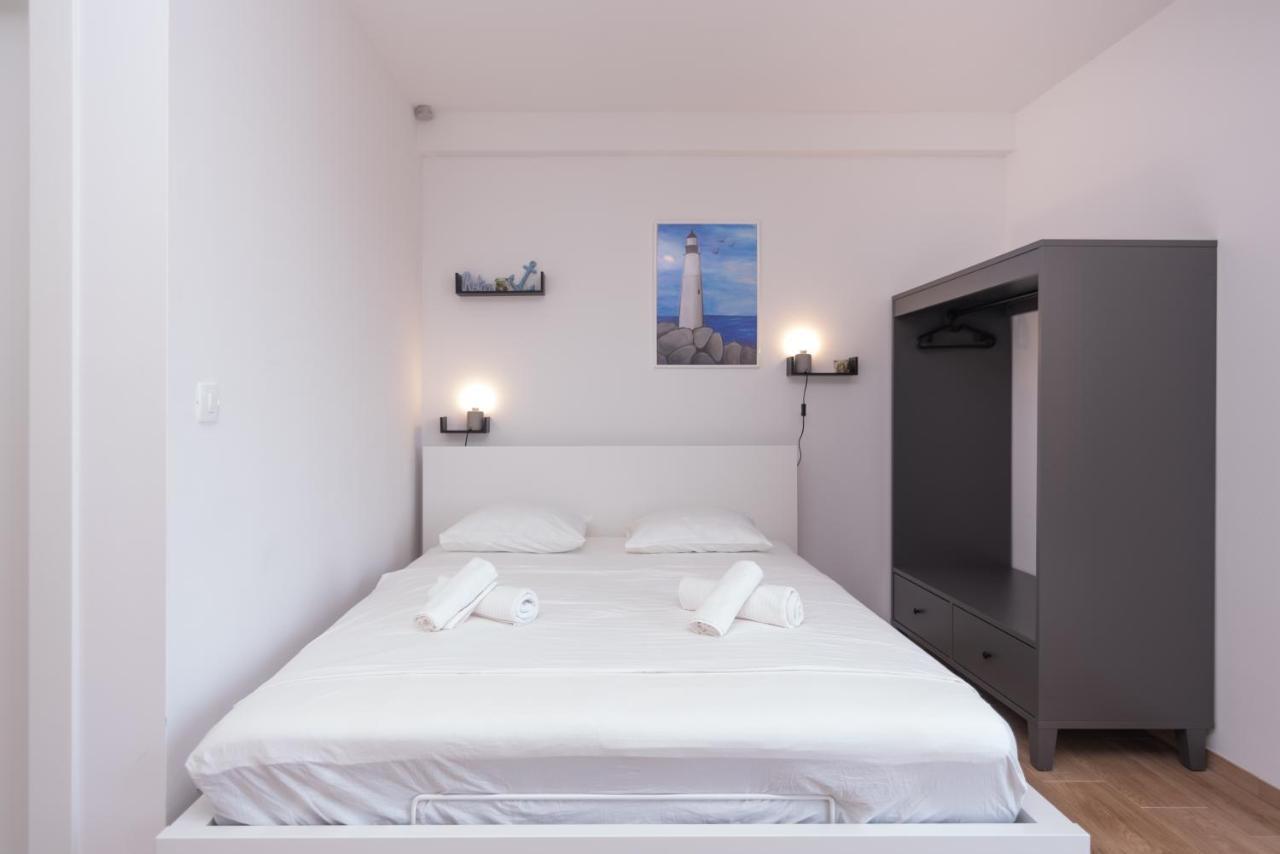 Brand New Apt W Balcony & Perfect Seaview At Center Hvar Town Bagian luar foto